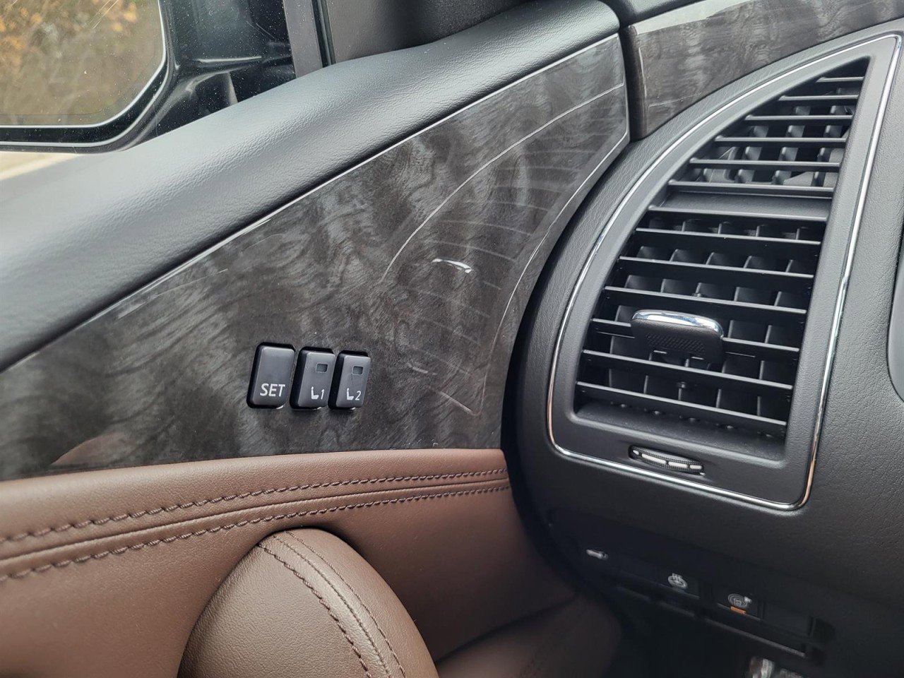 Used 2022 Nissan Armada Platinum w/ Captain's Chairs Package image 29