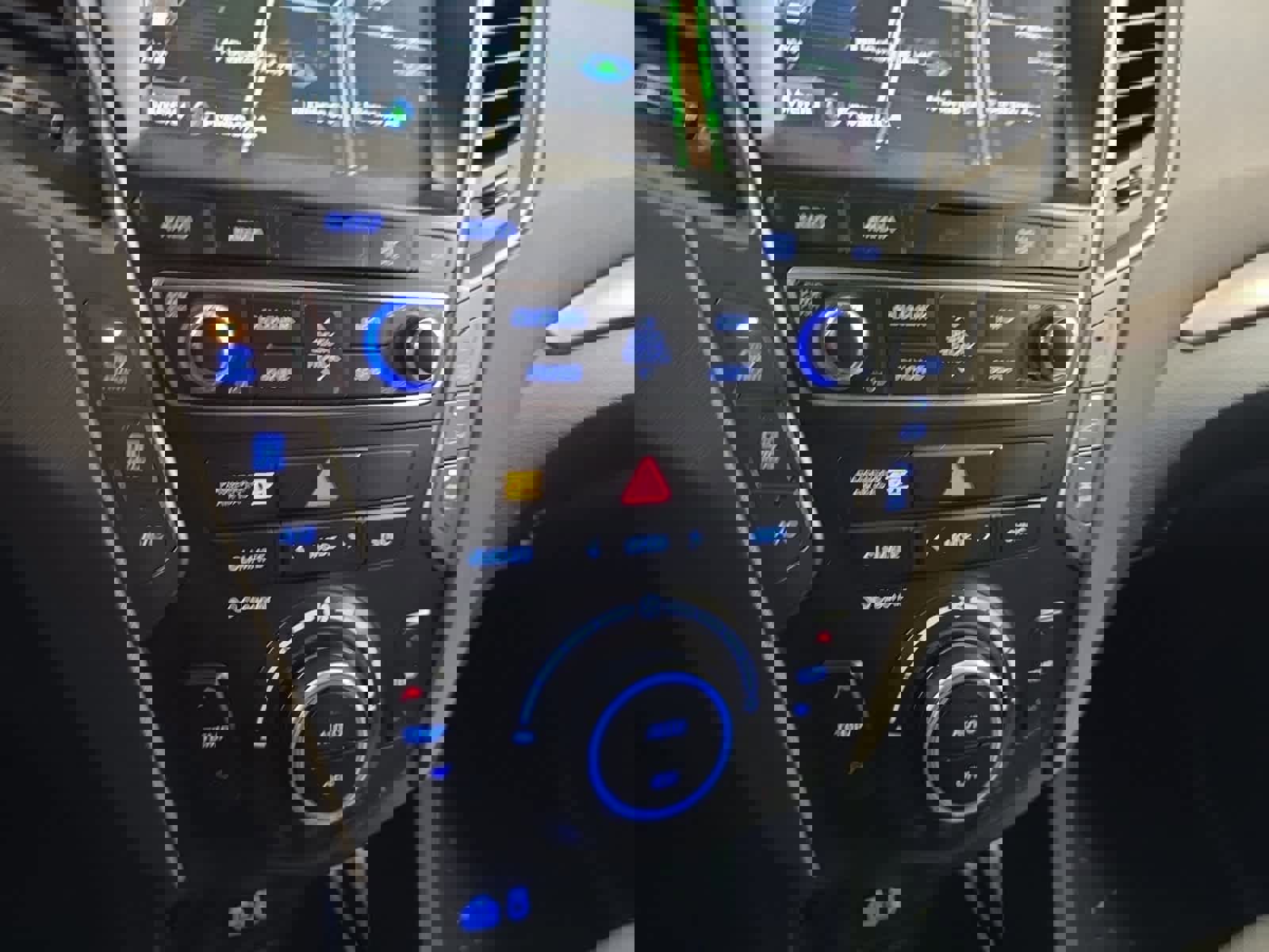 Used 2018 Hyundai Santa Fe SE image 22