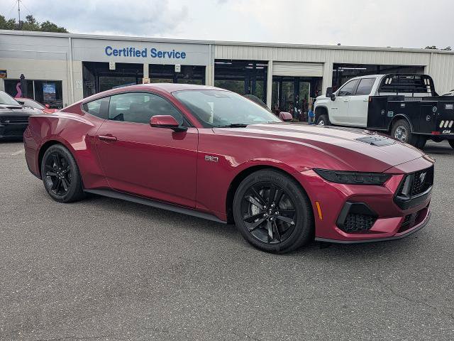 Used 2025 Ford Mustang GT RWD image 2
