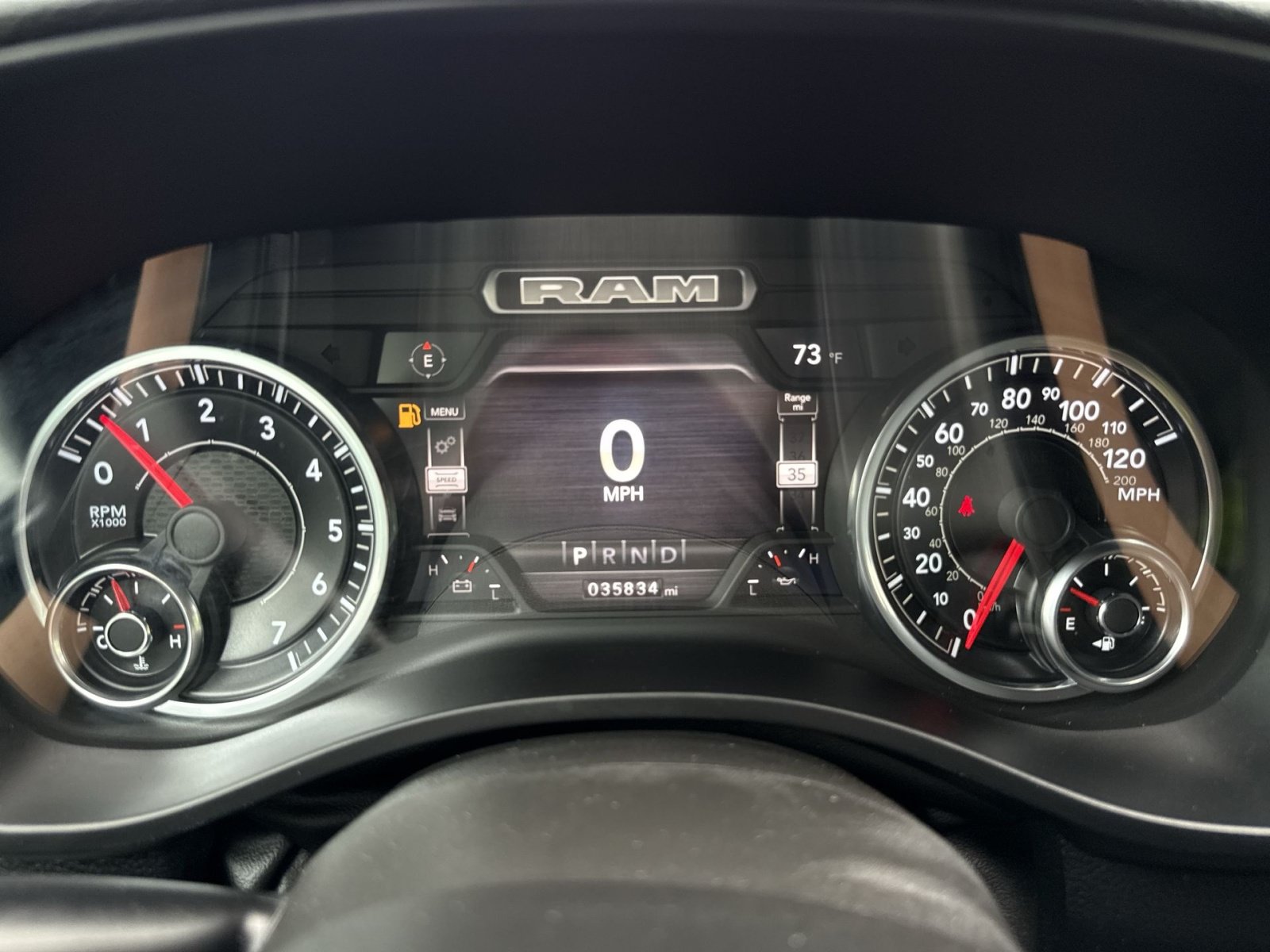 Used 2022 RAM 1500 Laramie w/ Sport Appearance Package AWD/4WD image 17