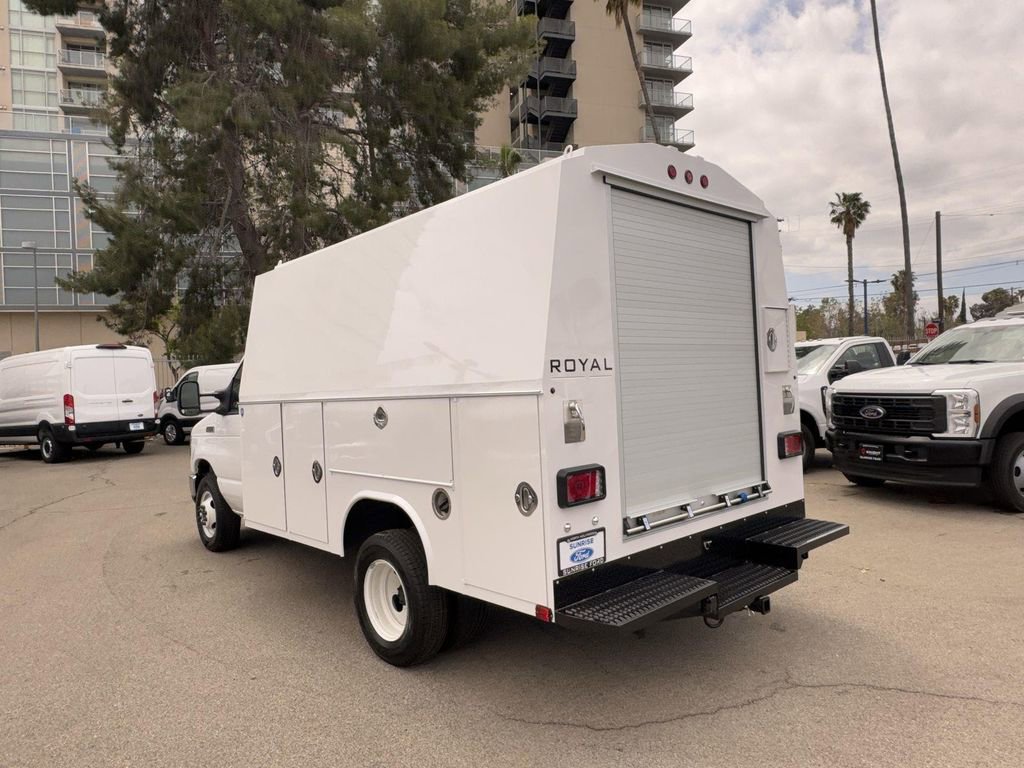 New 2025 Ford E-350 and Econoline 350 Super Duty w/ Power Equipment Group image 15