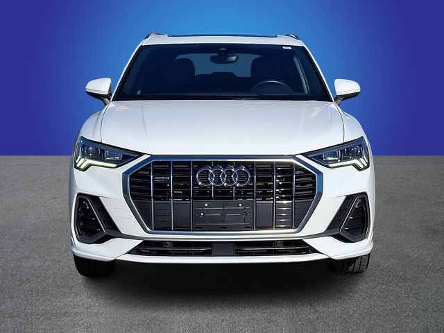 Used 2025 Audi Q3 2.0T Premium AWD/4WD image 2