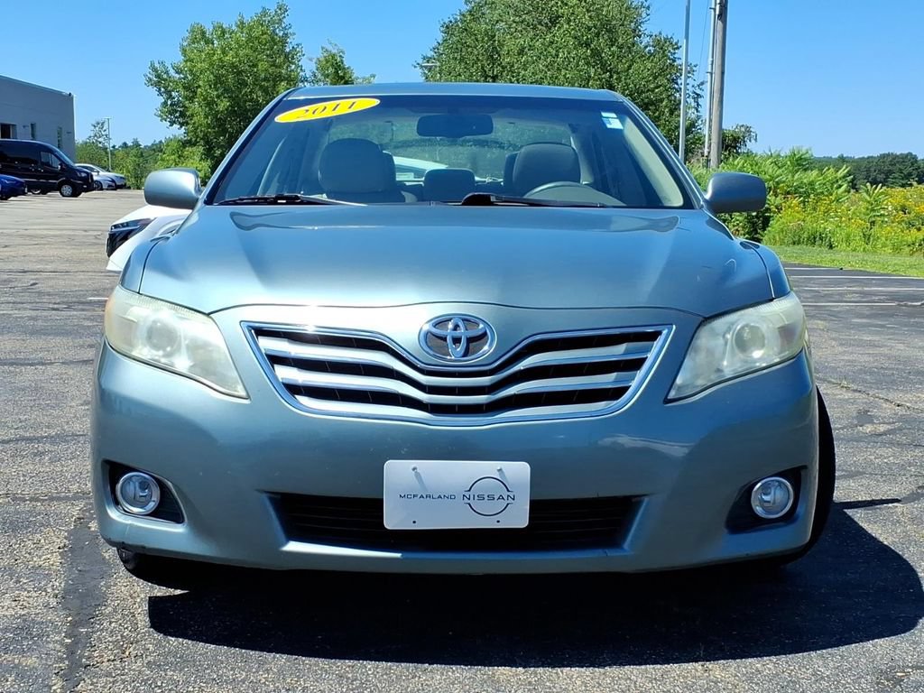 Used 2011 Toyota Camry XLE w/ SE/XLE Extra-Value Pkg FWD image 7