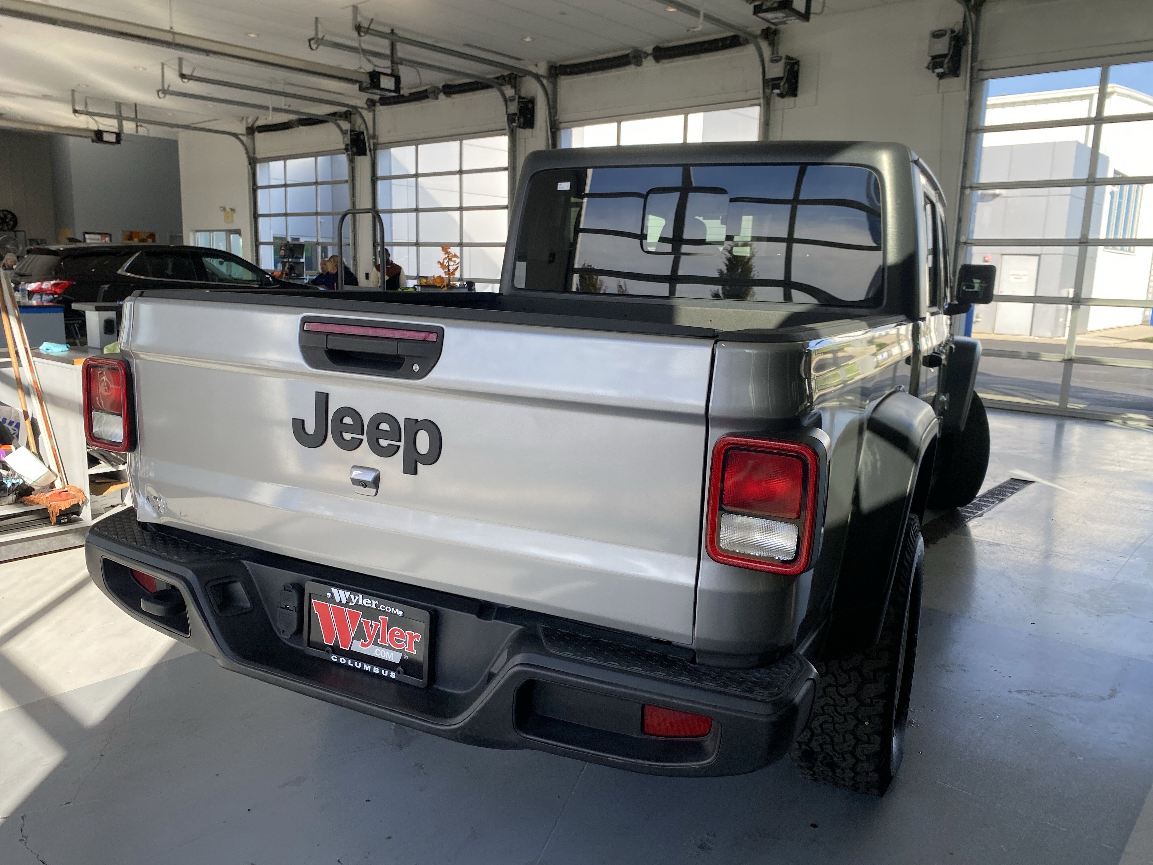 Used 2020 Jeep Gladiator Sport w/ Quick Order Package 24S image 4