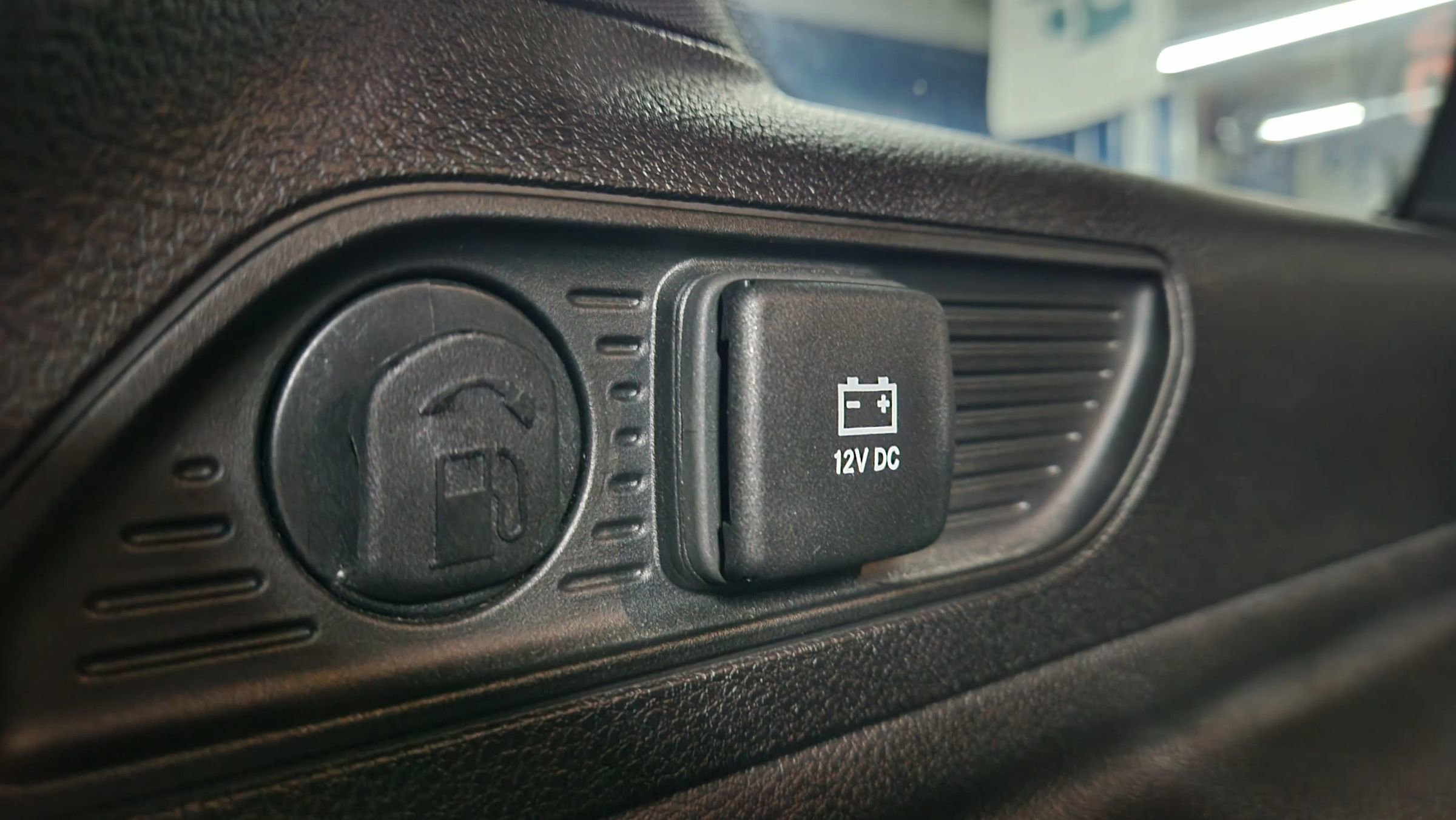 Used 2022 Jeep Grand Cherokee Limited 4xe image 72