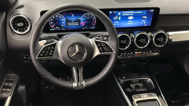 Certified 2026 Mercedes-Benz GLB 250 4MATIC image 26