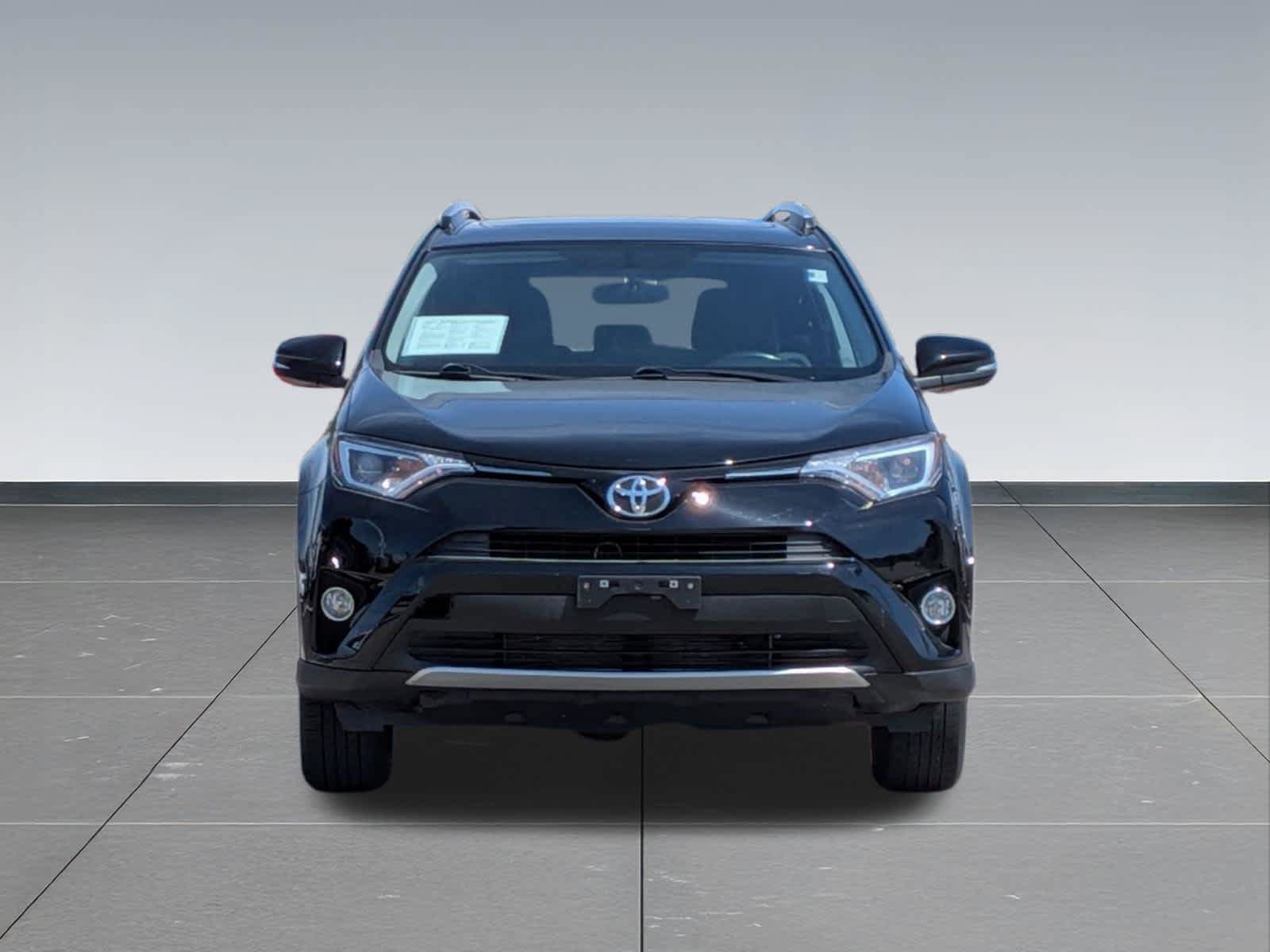 Used 2016 Toyota RAV4 XLE AWD/4WD image 8