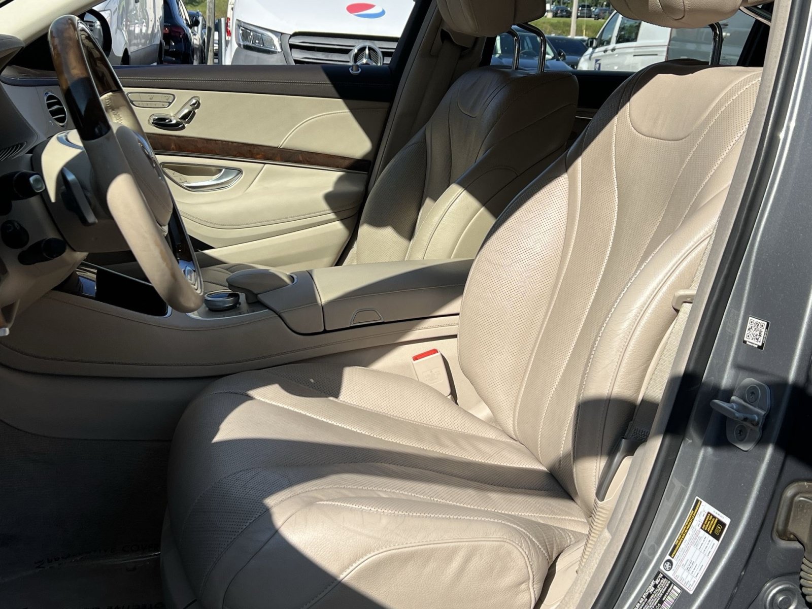 Used 2014 Mercedes-Benz S 550 Sedan image 18