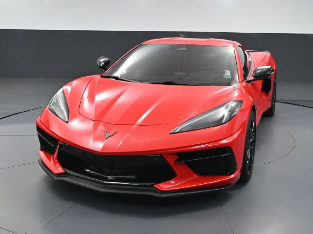 Used 2024 Chevrolet Corvette Stingray Preferred Cpe w/ Battery Protection Package RWD image 9