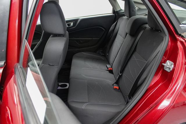 Used 2014 Ford Fiesta SE FWD image 19