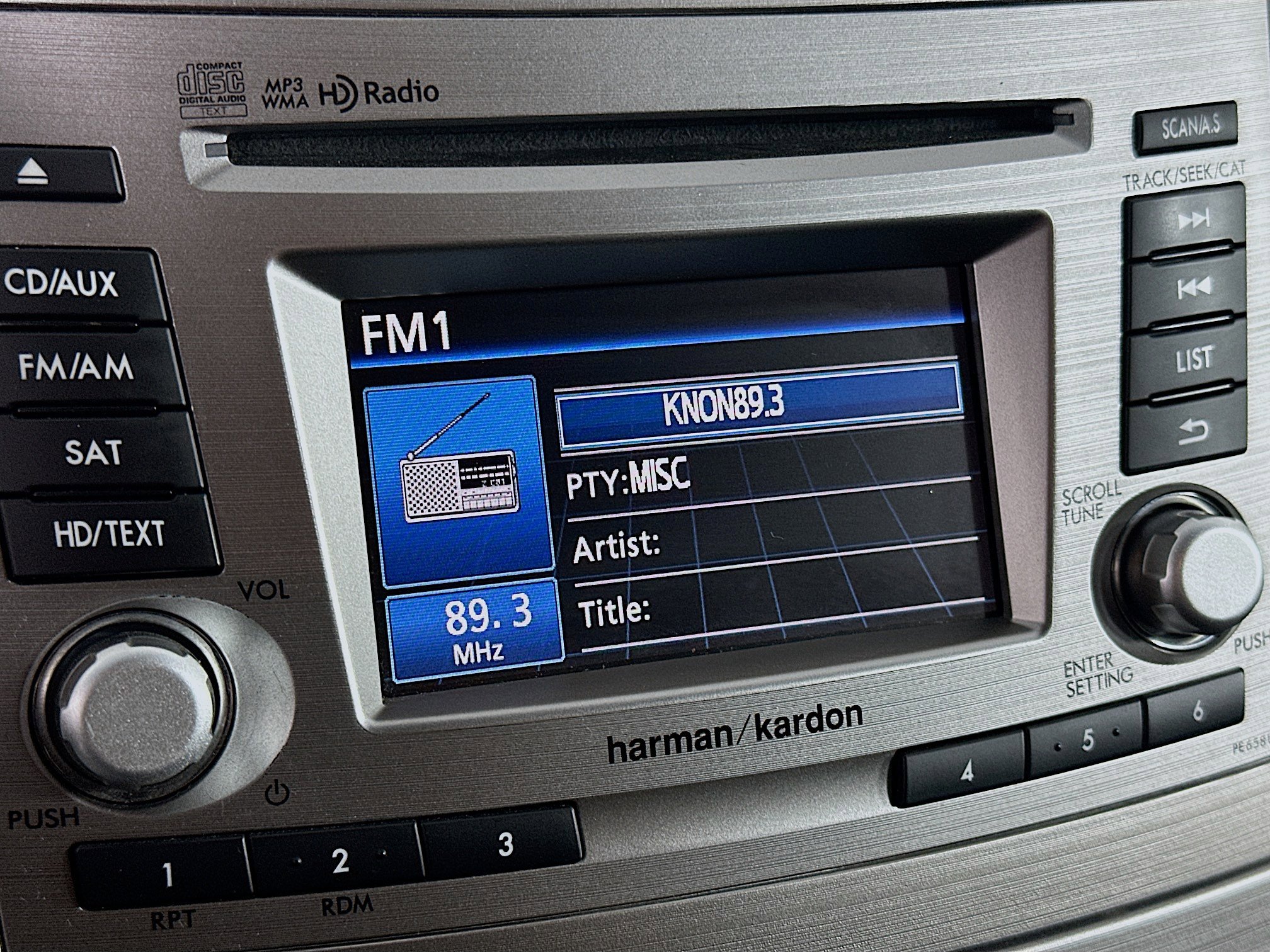 Used 2014 Subaru Outback 2.5i Limited AWD/4WD image 21