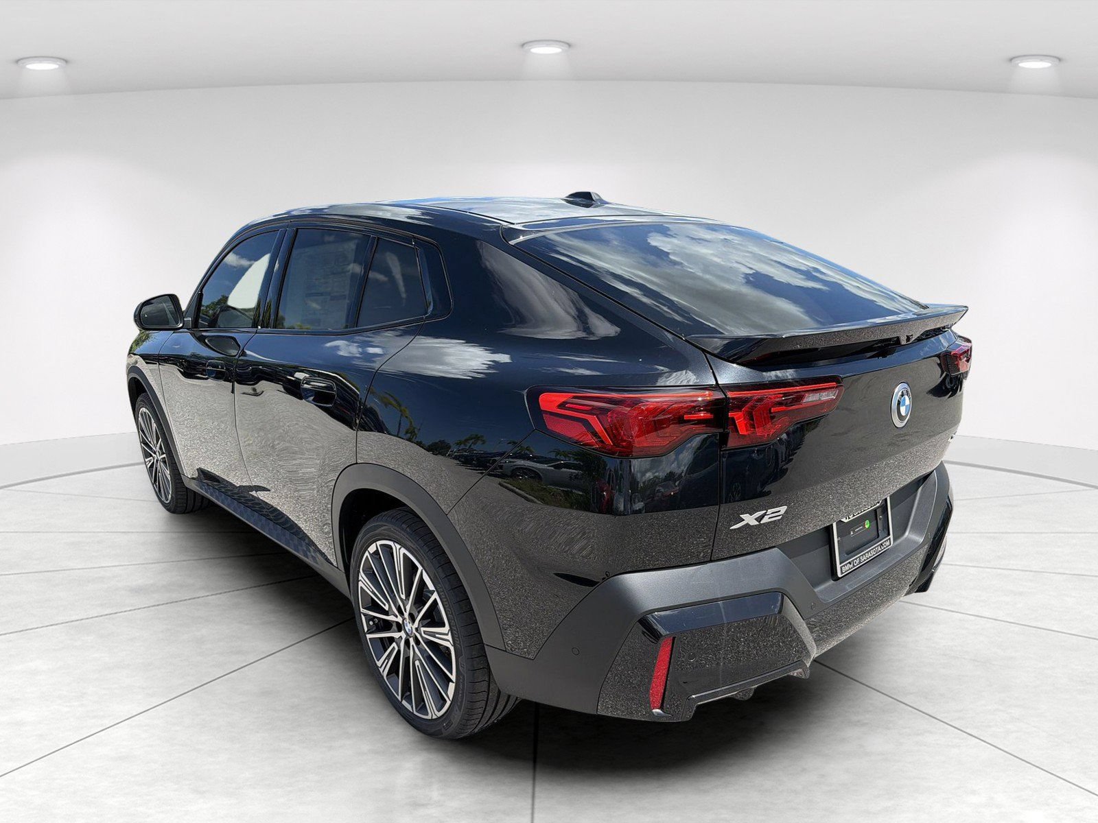New 2026 BMW X2 xDrive28i w/ Technology Package AWD/4WD image 6