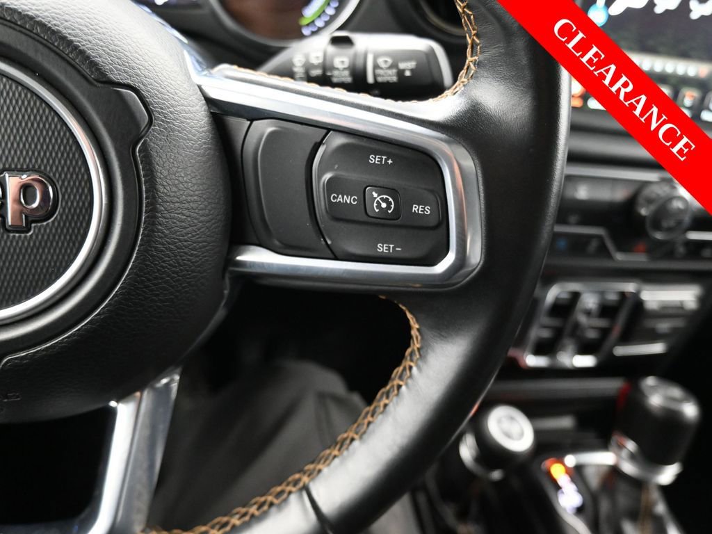 Used 2022 Jeep Wrangler Unlimited Sahara AWD/4WD image 30