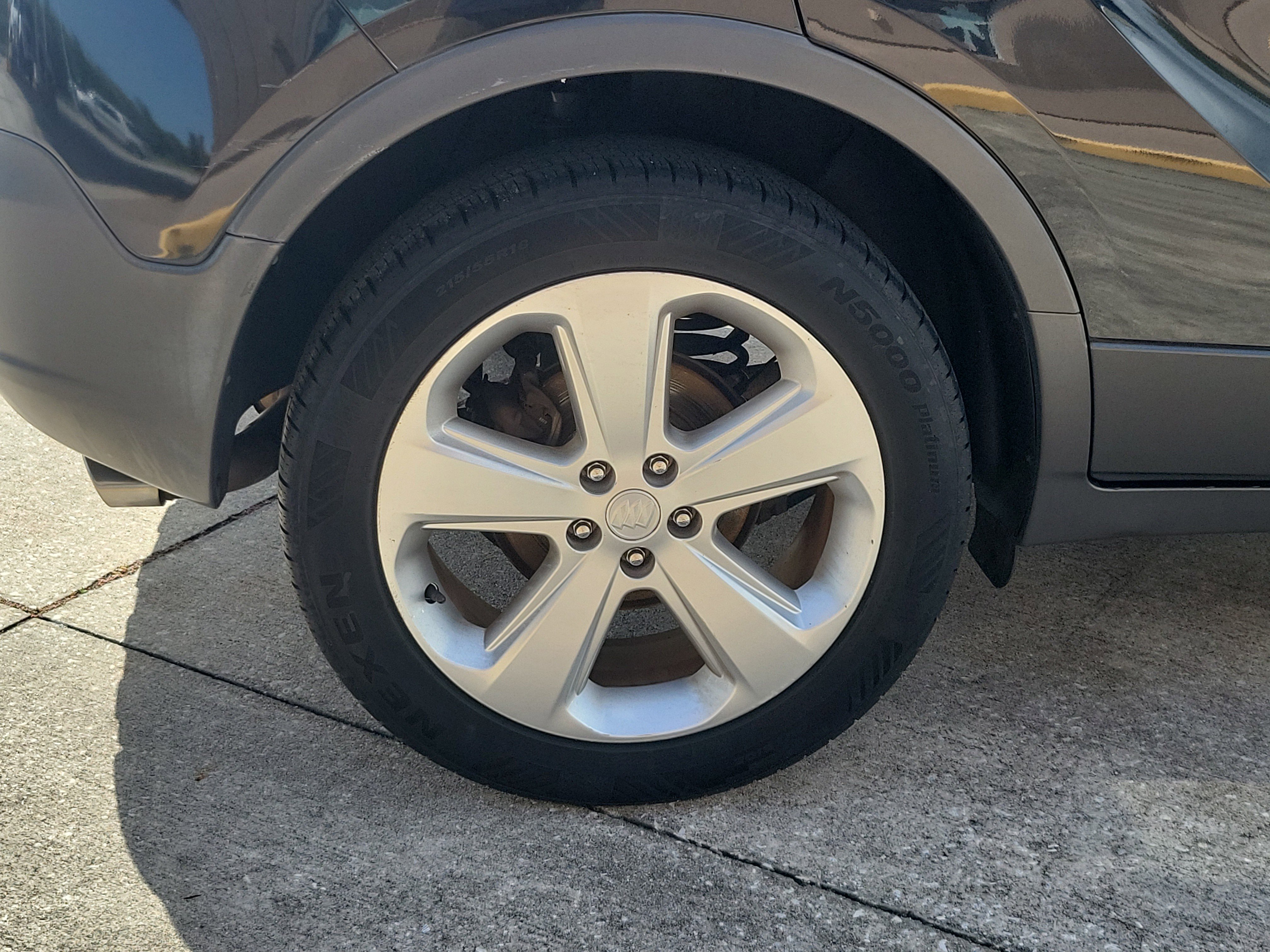 Used 2015 Buick Encore FWD image 5