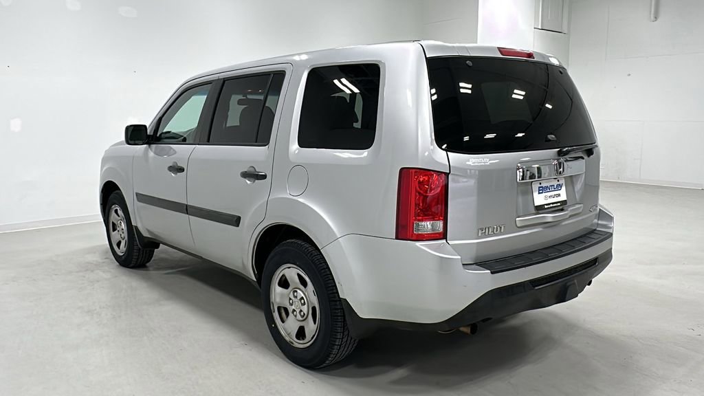 Used 2015 Honda Pilot LX image 4