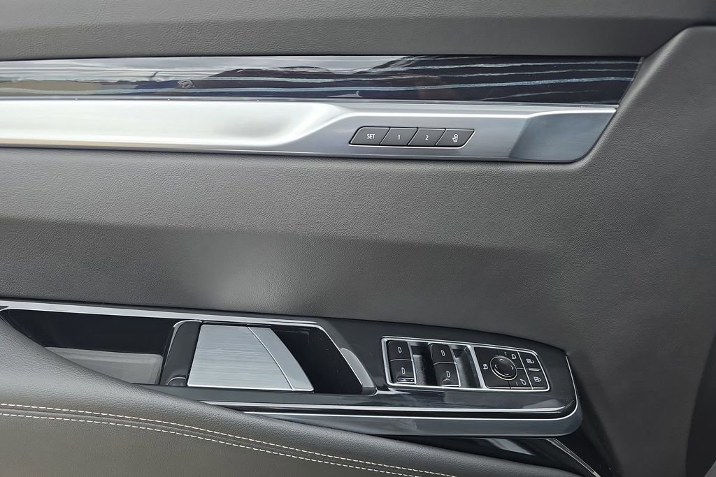 Used 2026 Cadillac Escalade Sport w/ LPO, ONYX Package image 14