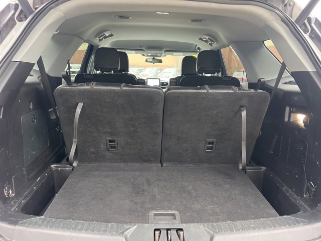 Used 2021 Ford Explorer XLT w/ Equipment Group 202A image 15