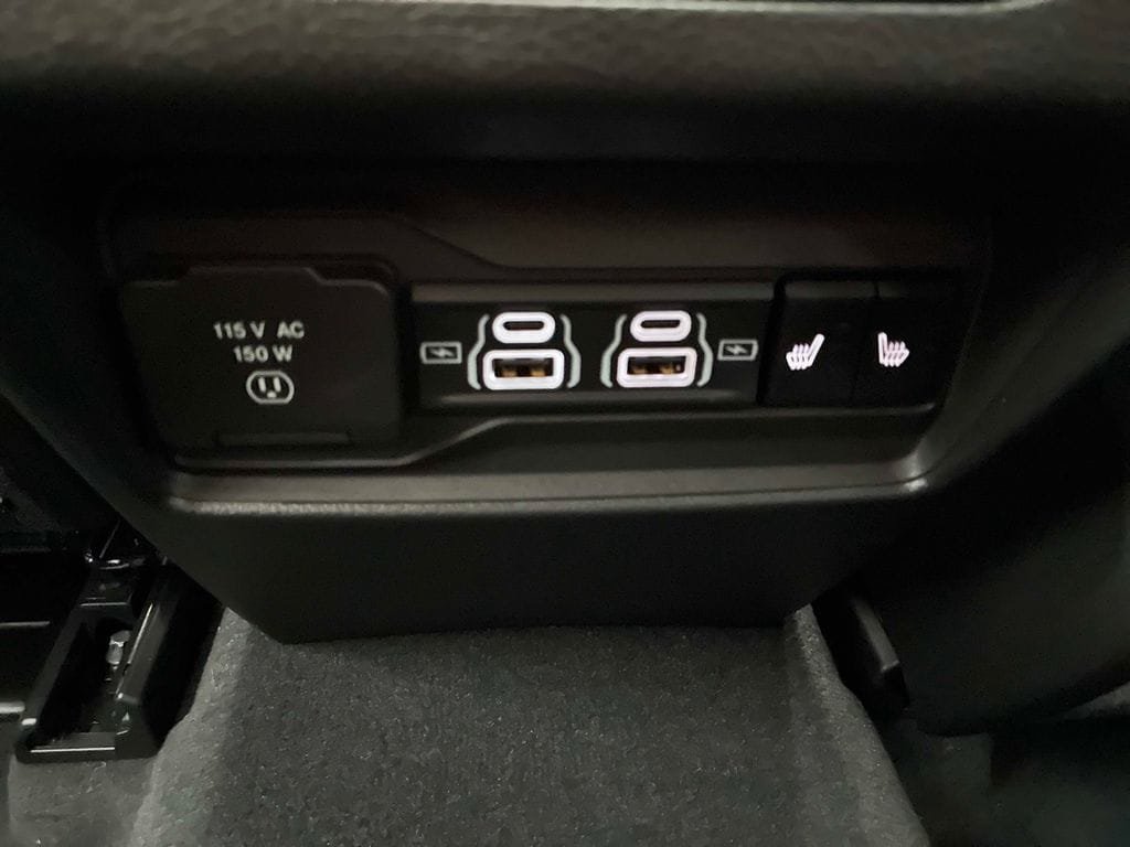 Certified 2025 Jeep Grand Cherokee Limited AWD/4WD image 19