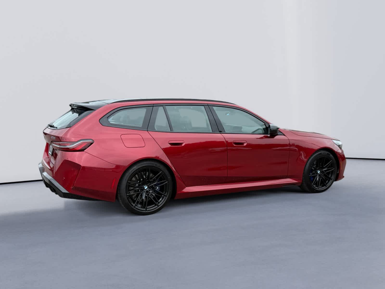 New 2027 BMW M5 Touring AWD/4WD image 3