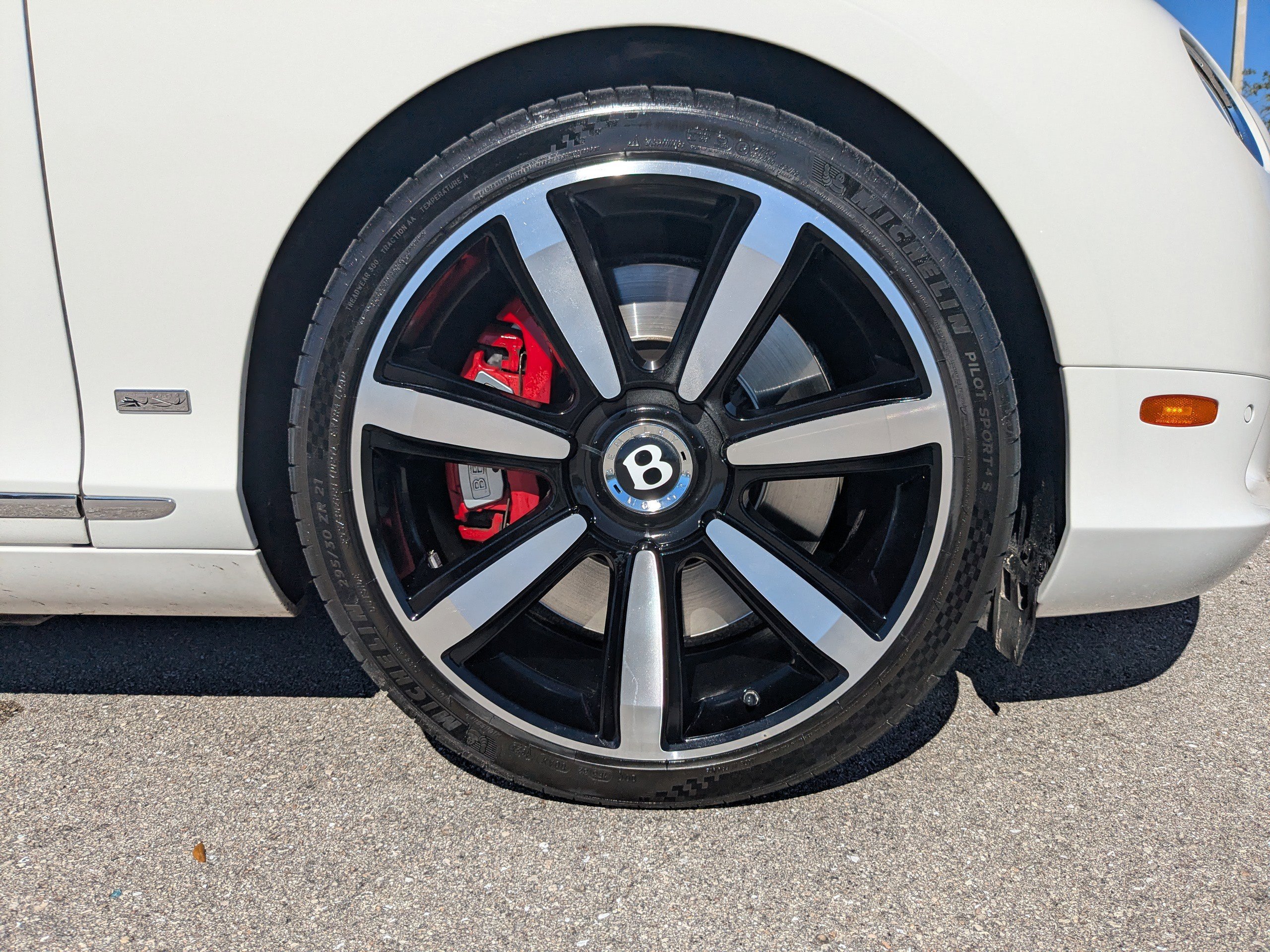 Used 2013 Bentley Continental GT image 13