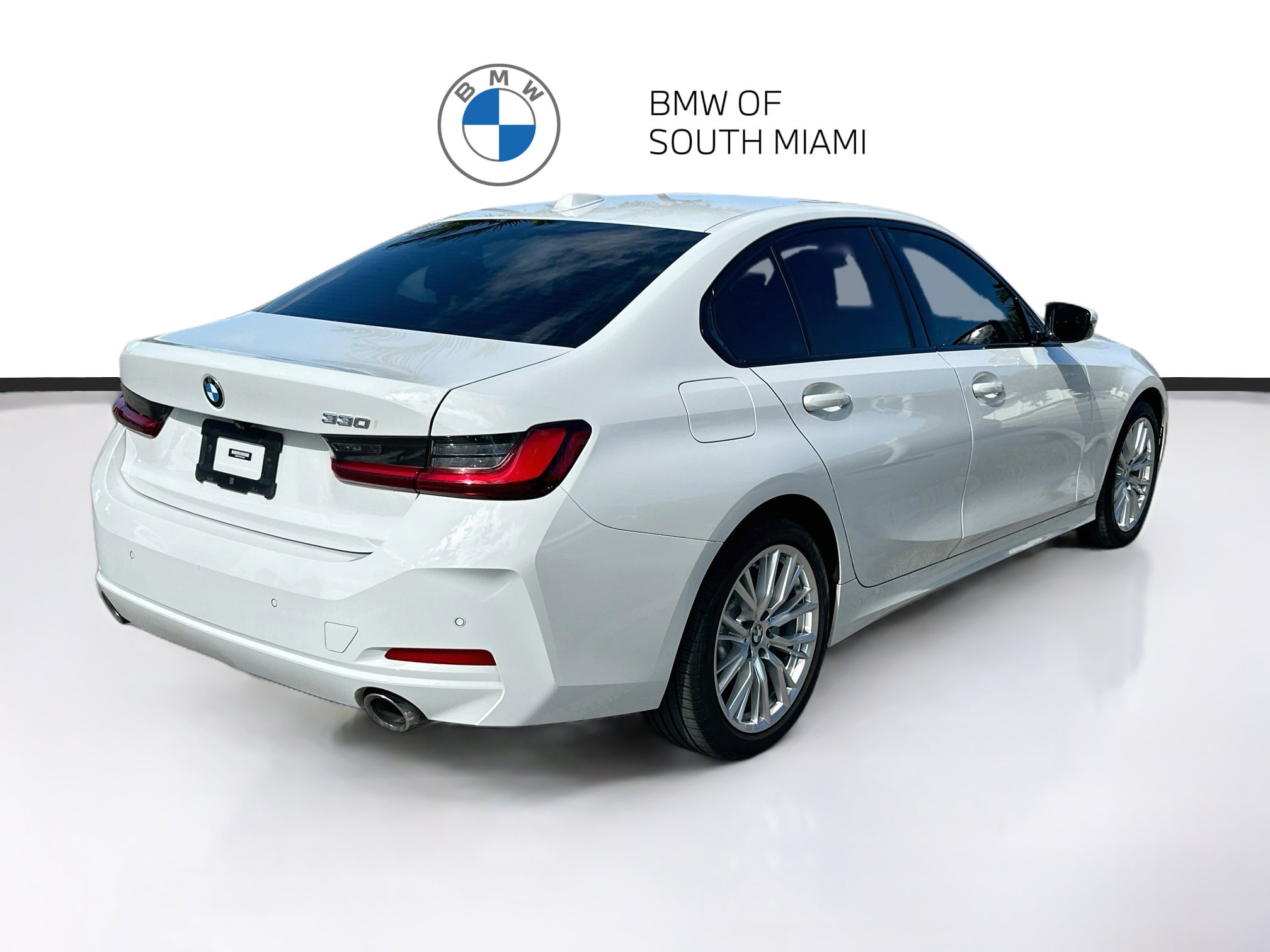Used 2023 BMW 330i Sedan w/ Convenience Package RWD image 7