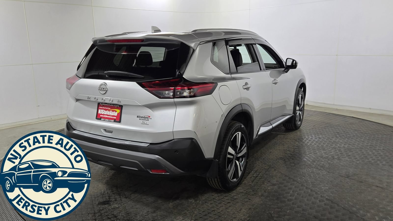 Used 2022 Nissan Rogue SL FWD image 7