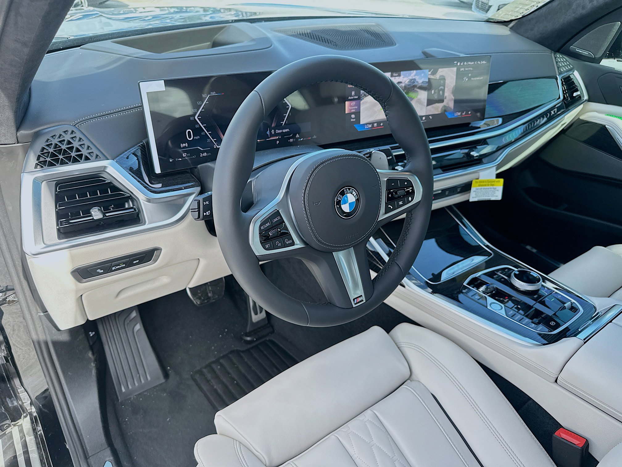 New 2026 BMW X7 xDrive40i w/ M Sport Package AWD/4WD image 7