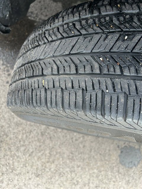 Used 2019 Toyota Highlander XLE image 10