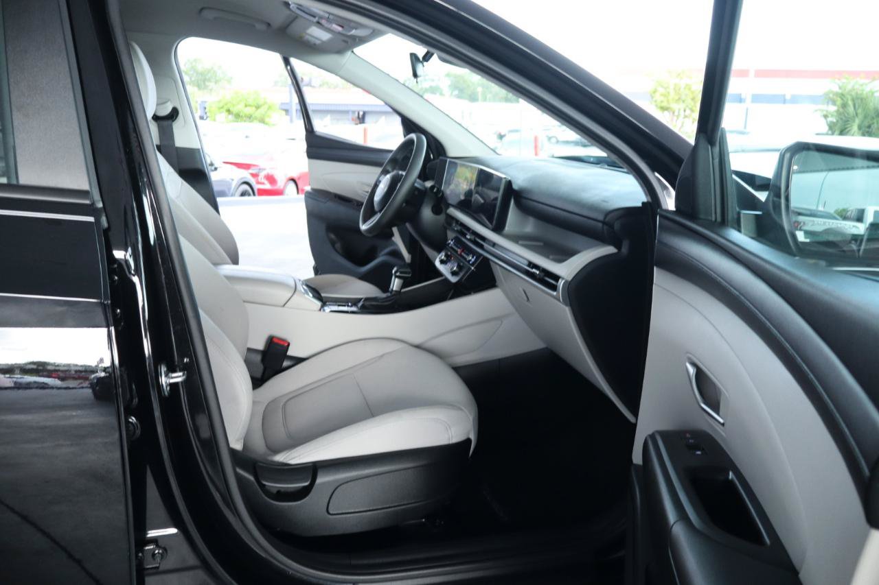Used 2026 Hyundai Tucson SE FWD image 35