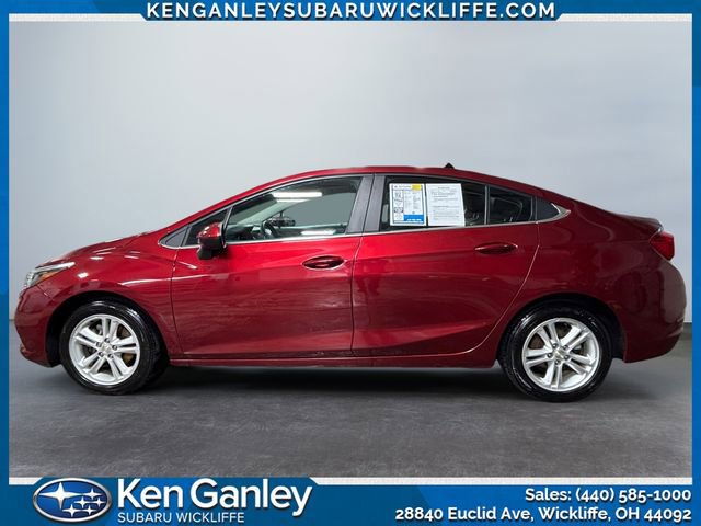 Used 2017 Chevrolet Cruze LT w/ Convenience Package image 2