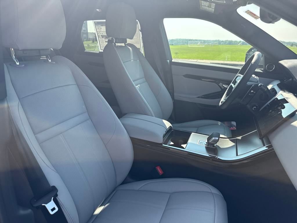 New 2026 Land Rover Range Rover Evoque S image 16