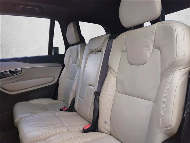Used 2021 Volvo XC90 T8 R-Design w/ Advanced Package image 21