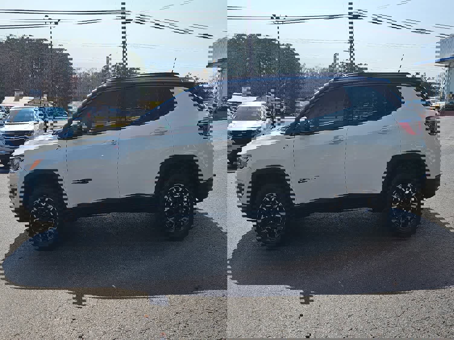 Used 2019 Jeep Compass Trailhawk image 6