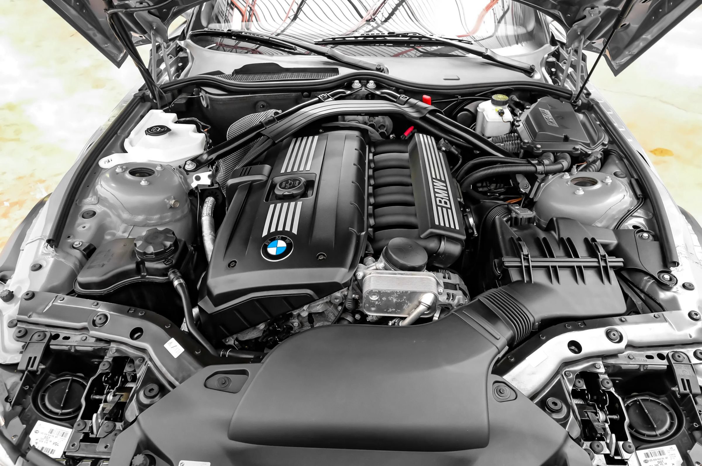 Used 2010 BMW Z4 sDrive30i RWD image 36
