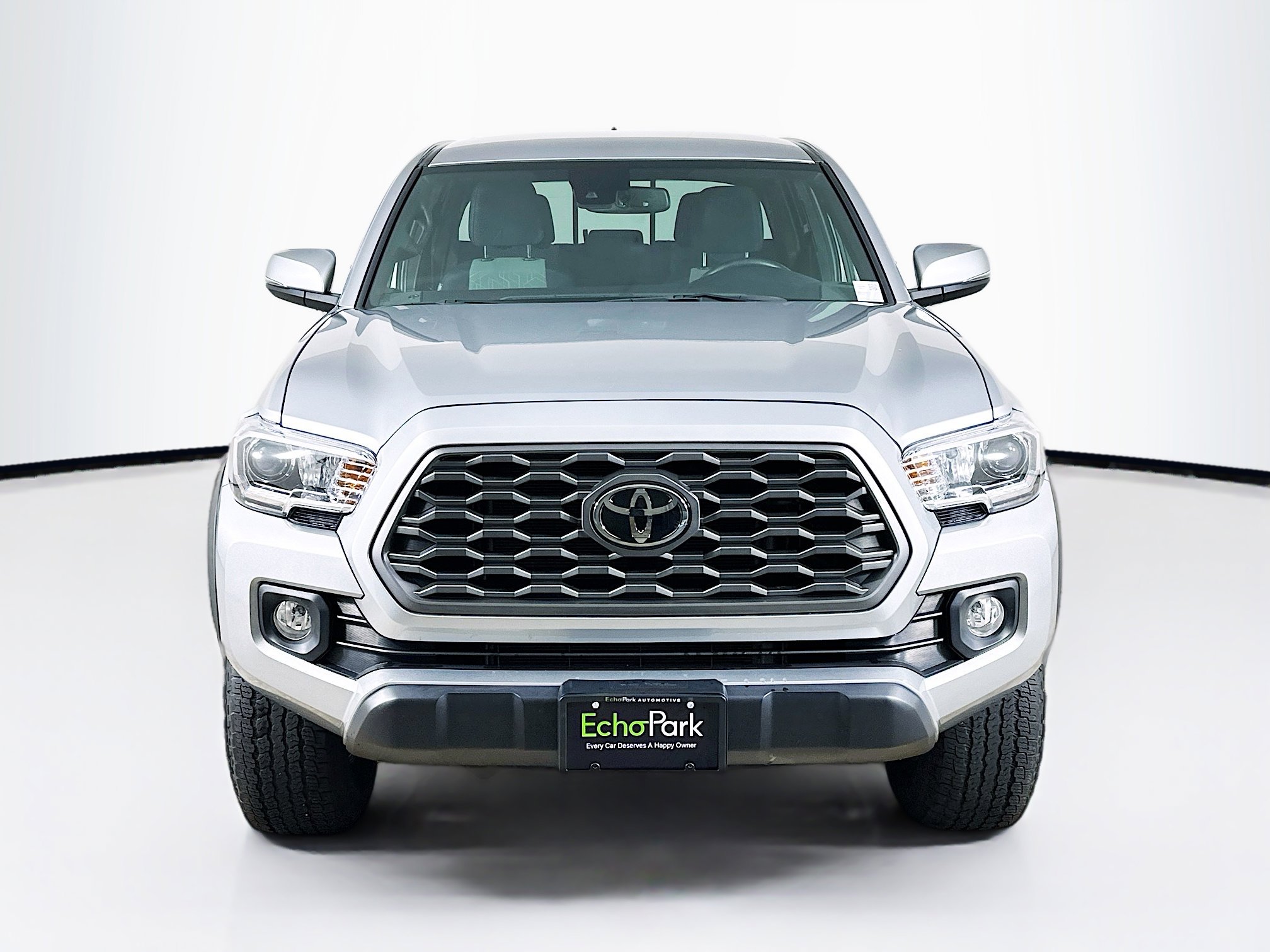 Used 2023 Toyota Tacoma TRD Off-Road image 2