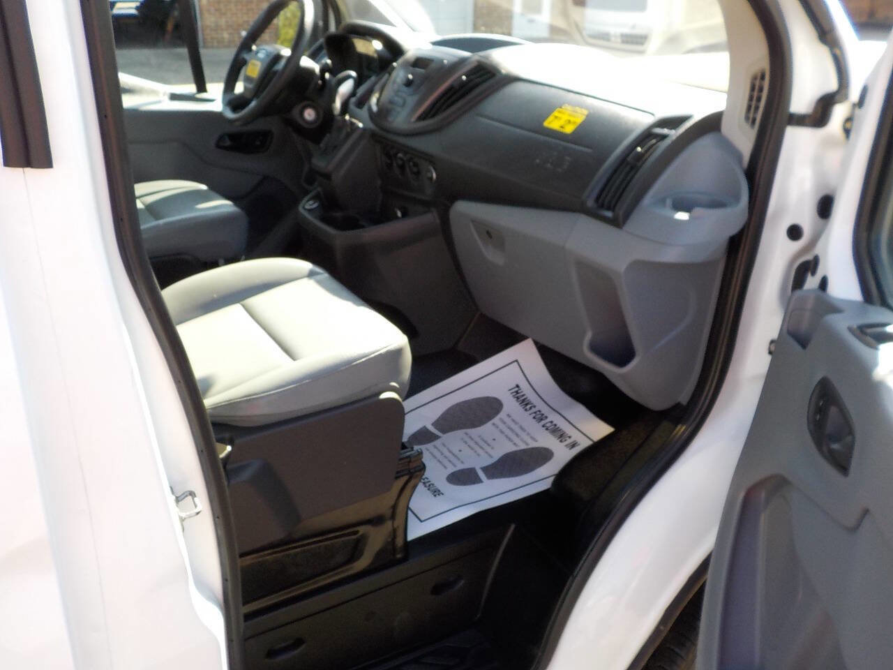 Used 2018 Ford Transit 250 138 image 22