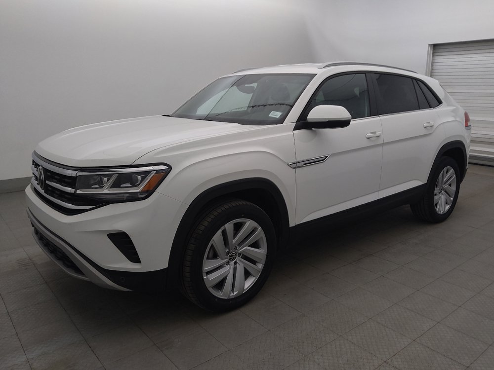 Used 2022 Volkswagen Atlas Cross Sport SE AWD/4WD image 2