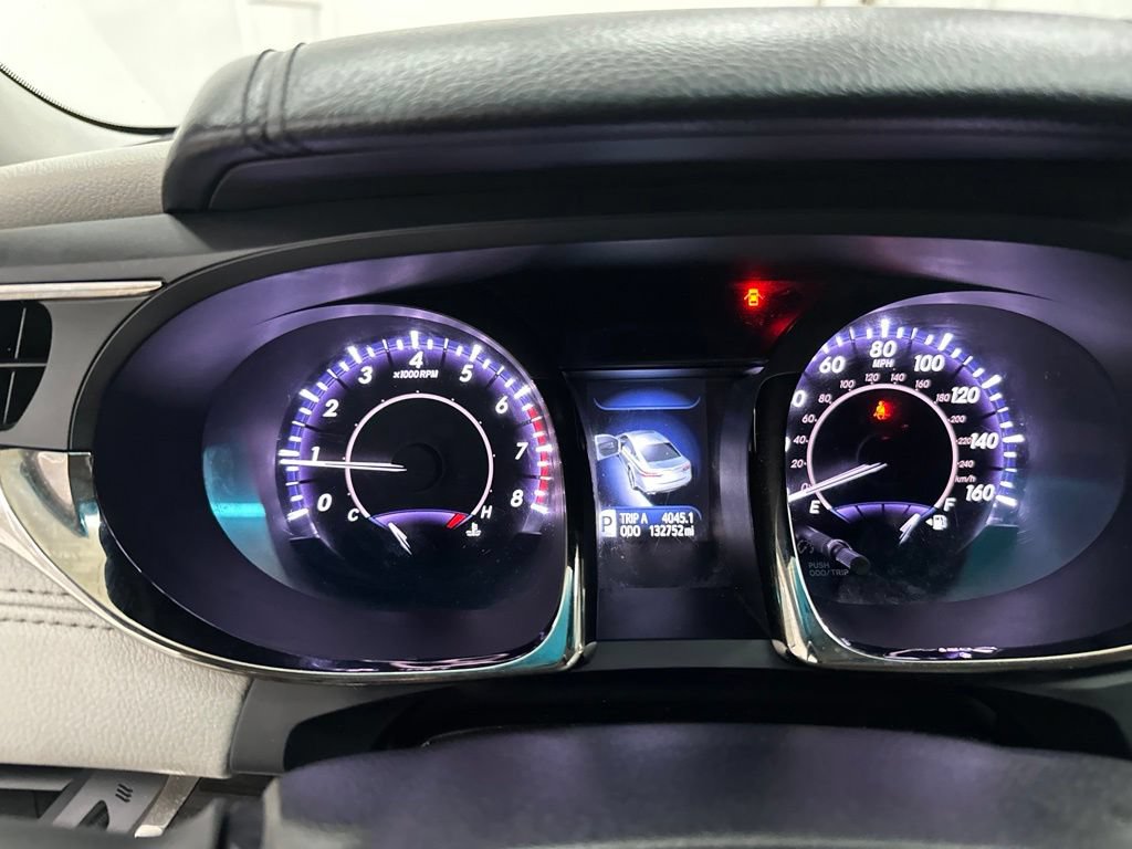 Used 2013 Toyota Avalon XLE FWD image 15