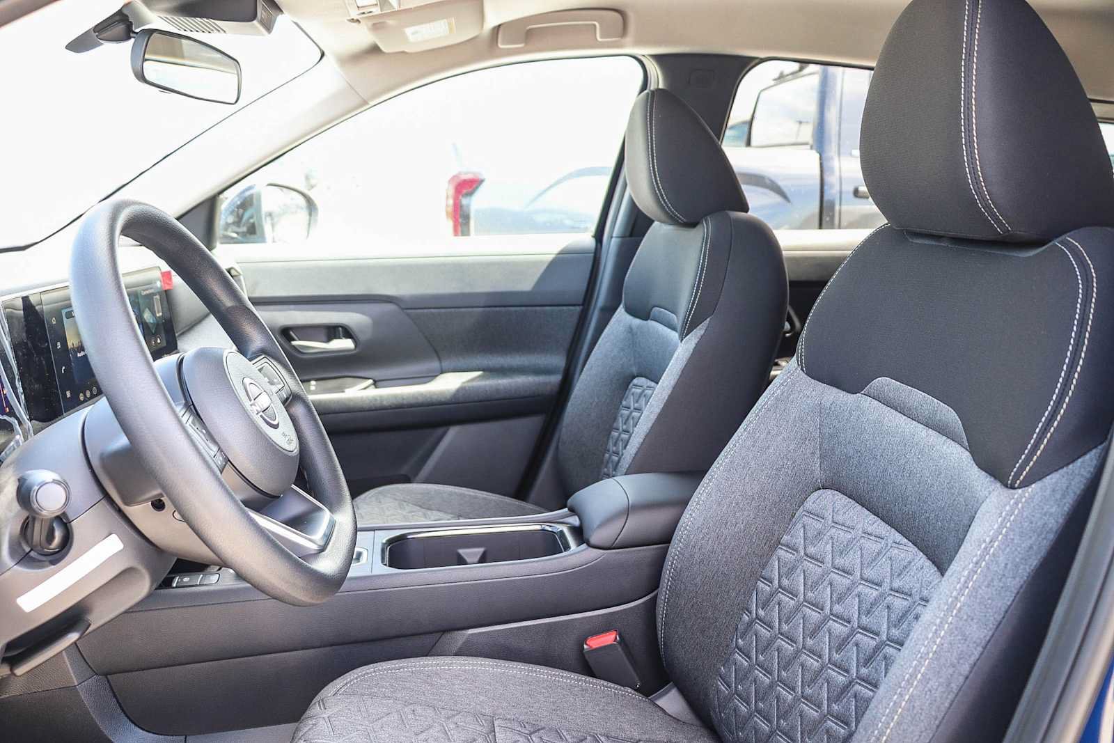 New 2027 Nissan Kicks SV FWD image 17