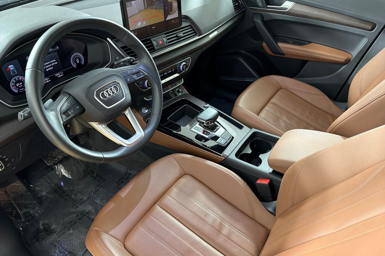 Used 2023 Audi Q5 2.0T Premium Plus w/ Premium Plus Package AWD/4WD image 9