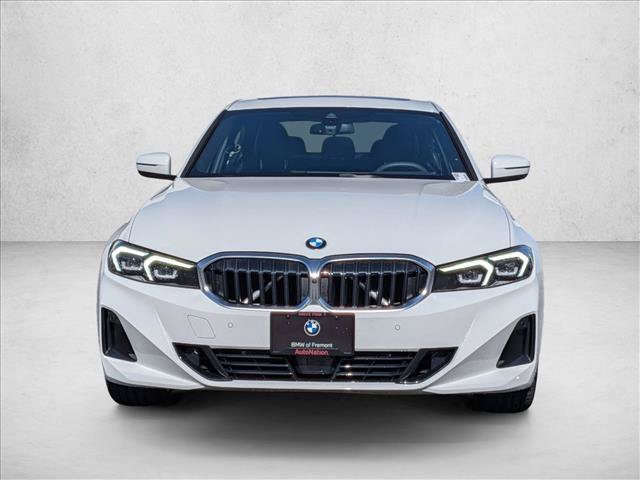 Used 2026 BMW 330i Sedan w/ Premium Package RWD image 2
