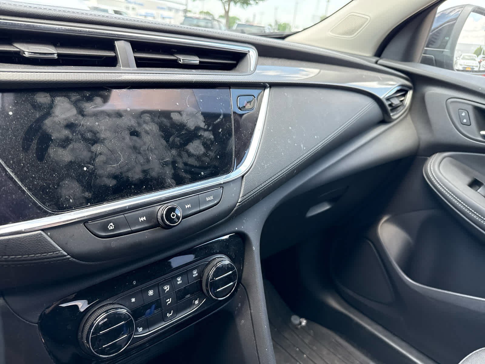 Used 2023 Buick Encore GX Select w/ Sport Touring Package image 8