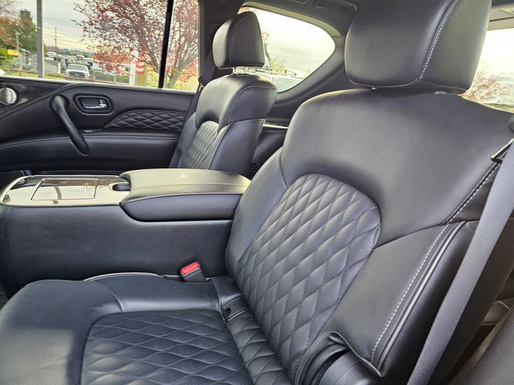Used 2024 INFINITI QX80 Sensory AWD/4WD image 21