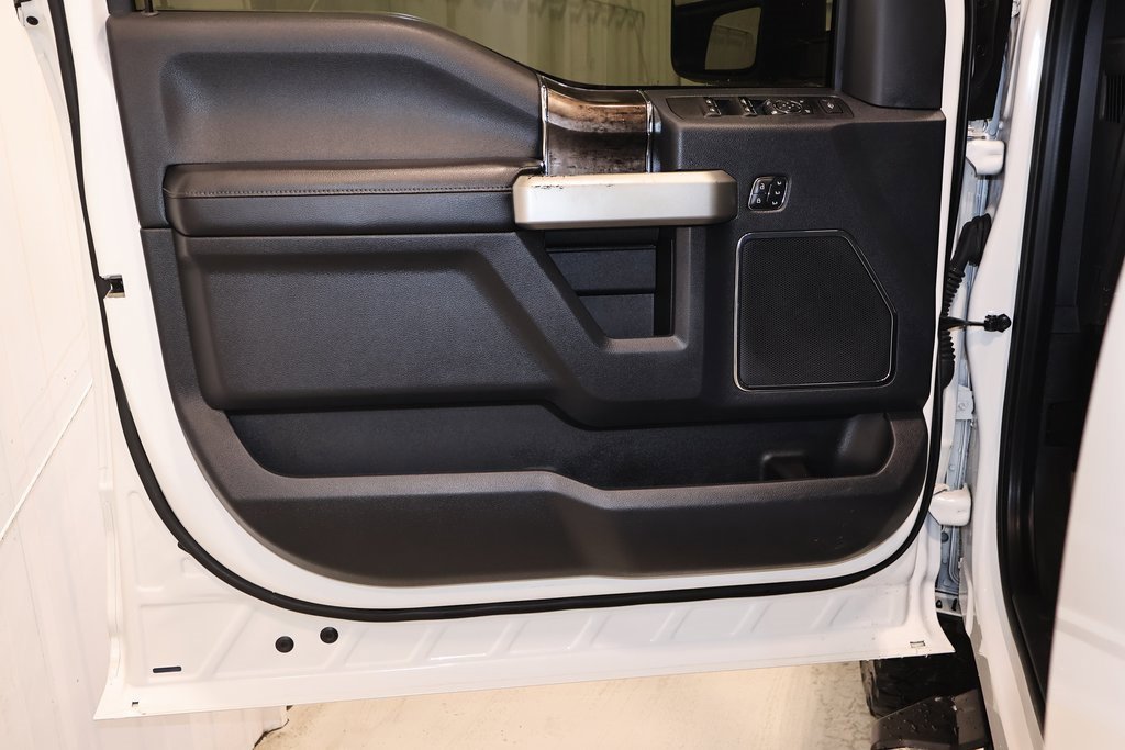 Certified 2022 Ford F250 Lariat w/ Lariat Ultimate Package image 11