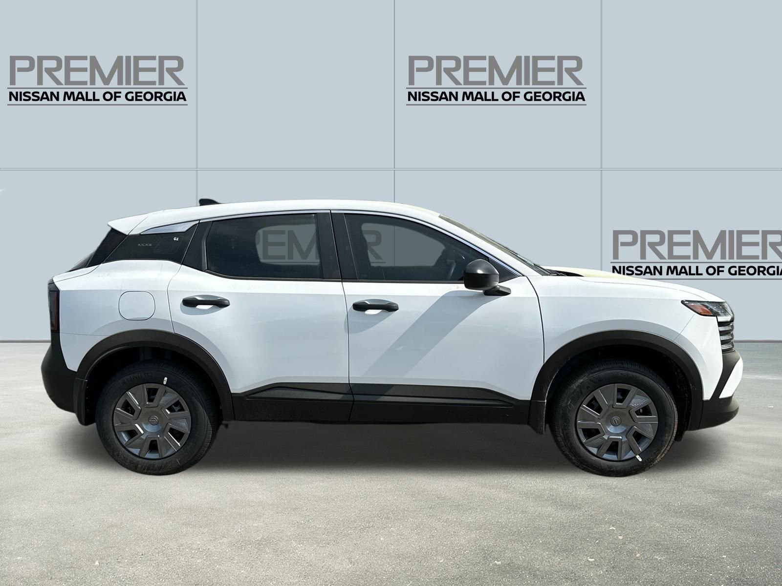 New 2026 Nissan Kicks S image 4