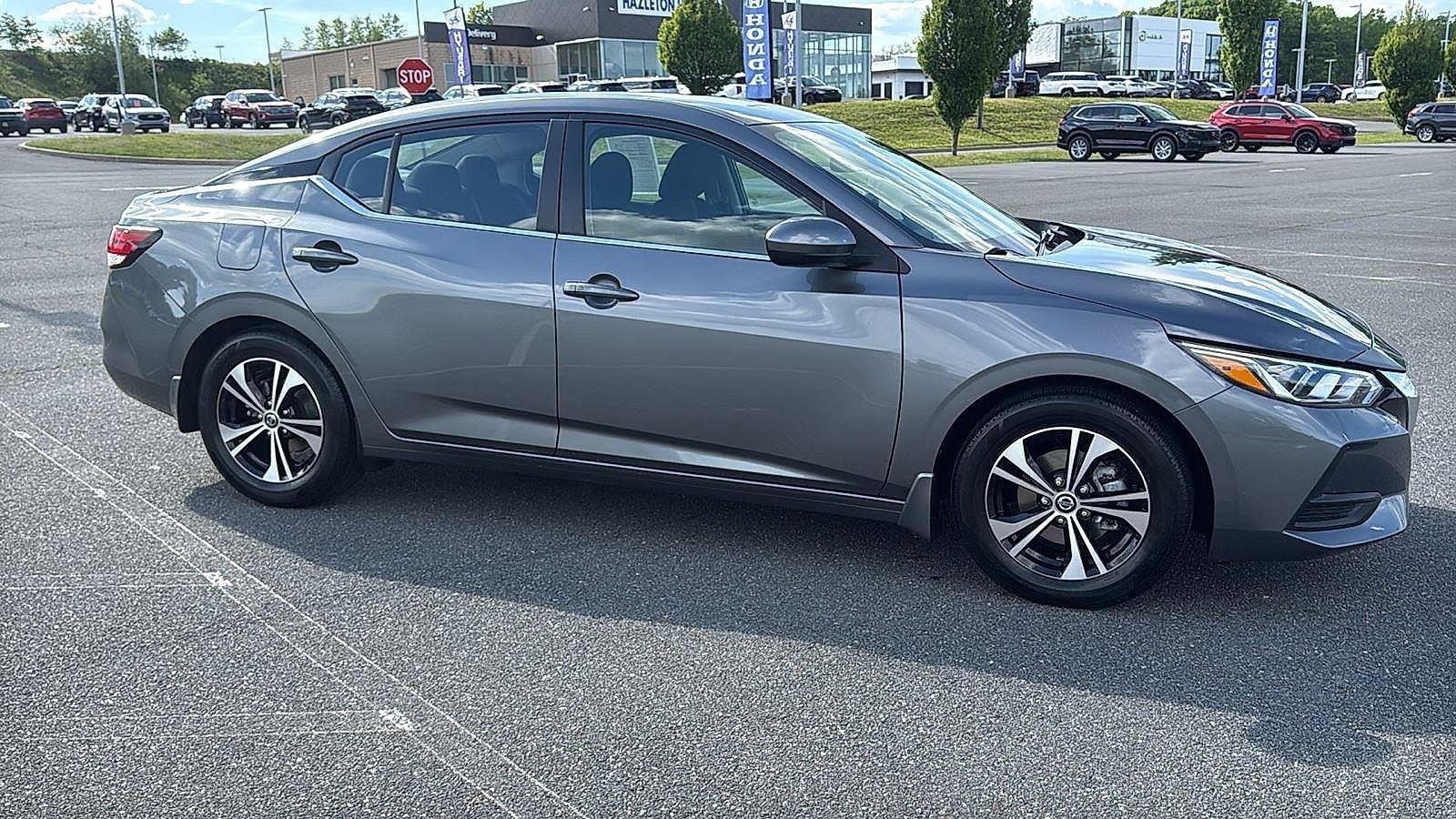 Used 2023 Nissan Sentra SV FWD image 3