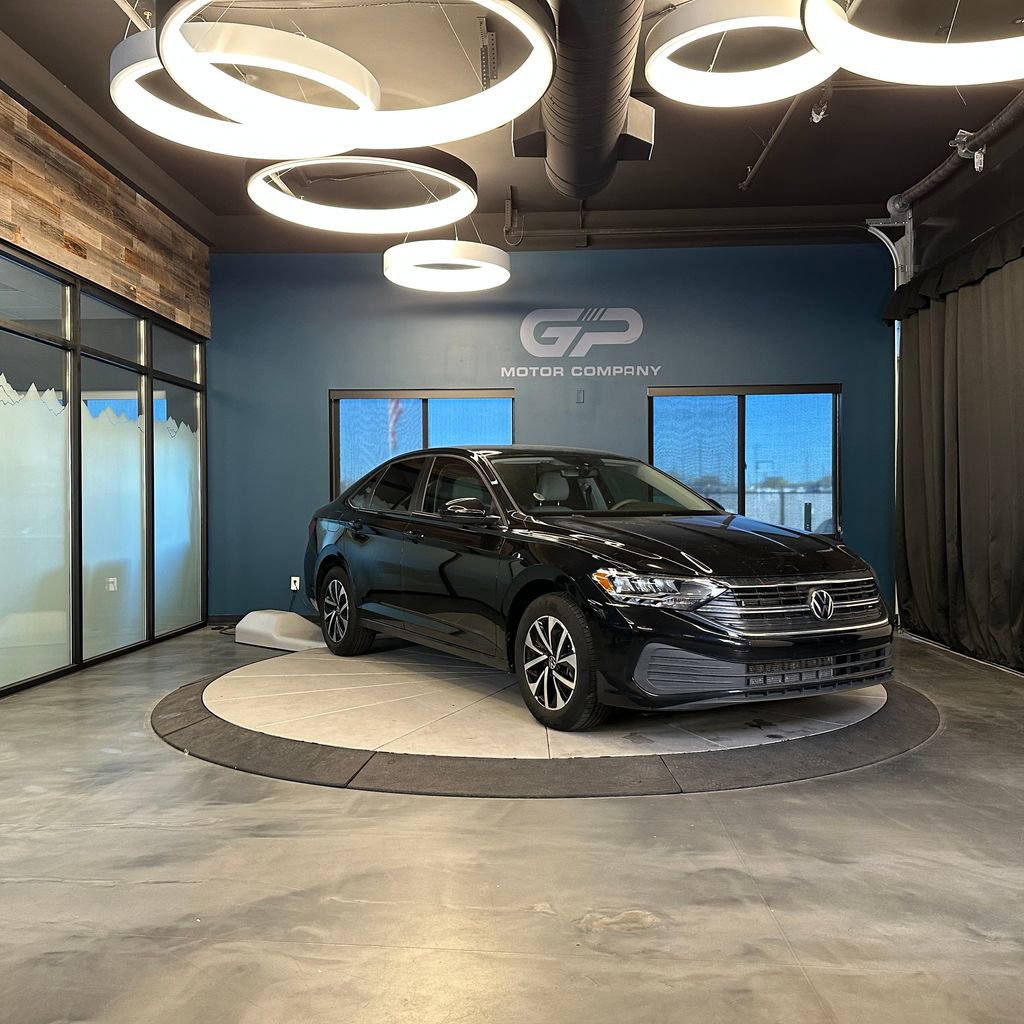 Used 2023 Volkswagen Jetta S FWD image 1