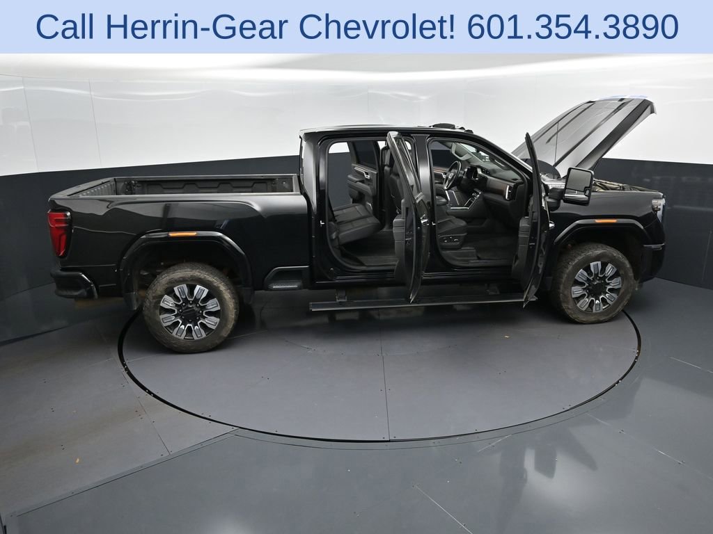 Used 2024 GMC Sierra 3500 Denali w/ Denali Reserve Package image 55