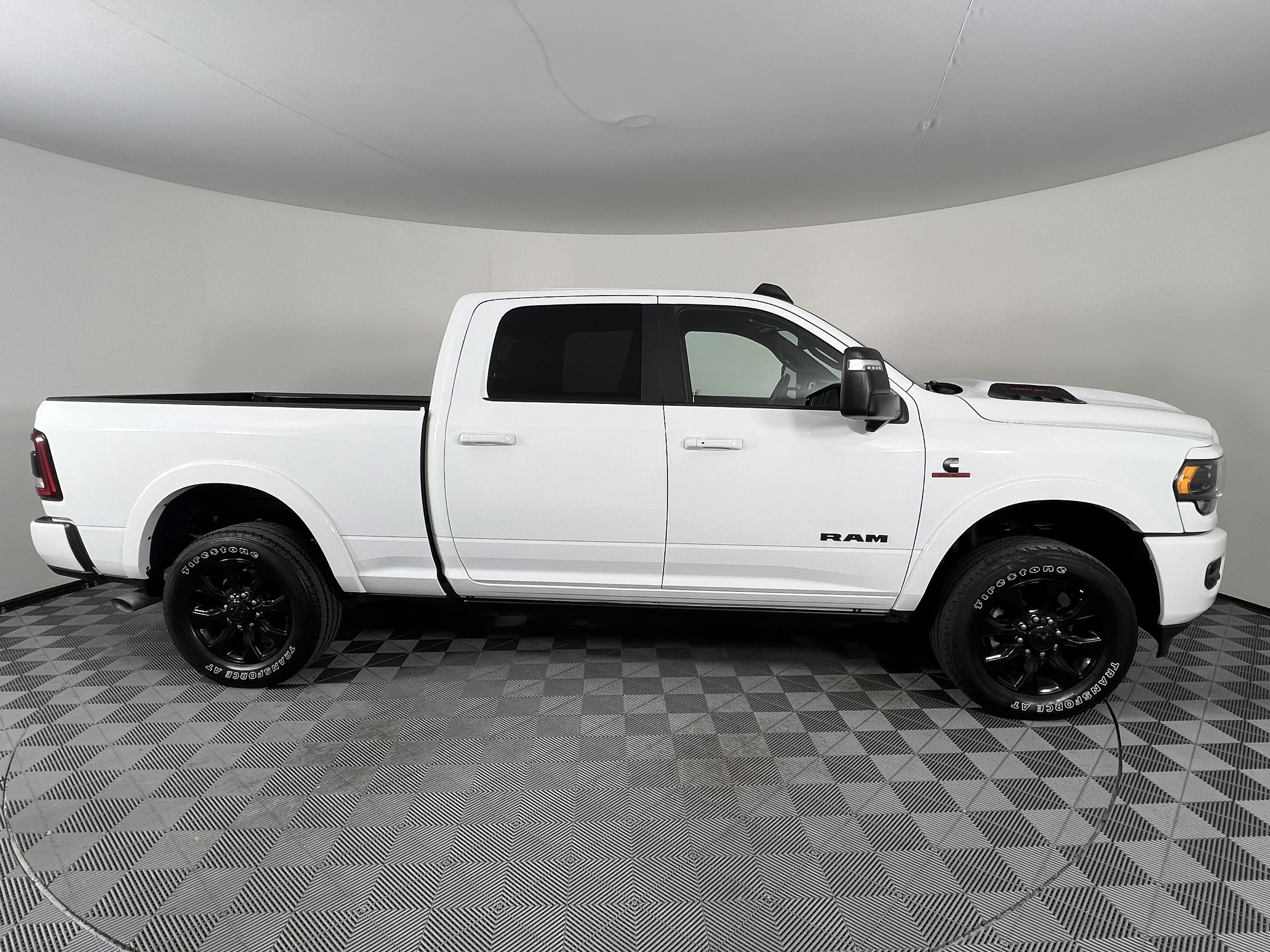 Used 2023 RAM 3500 Limited AWD/4WD image 14