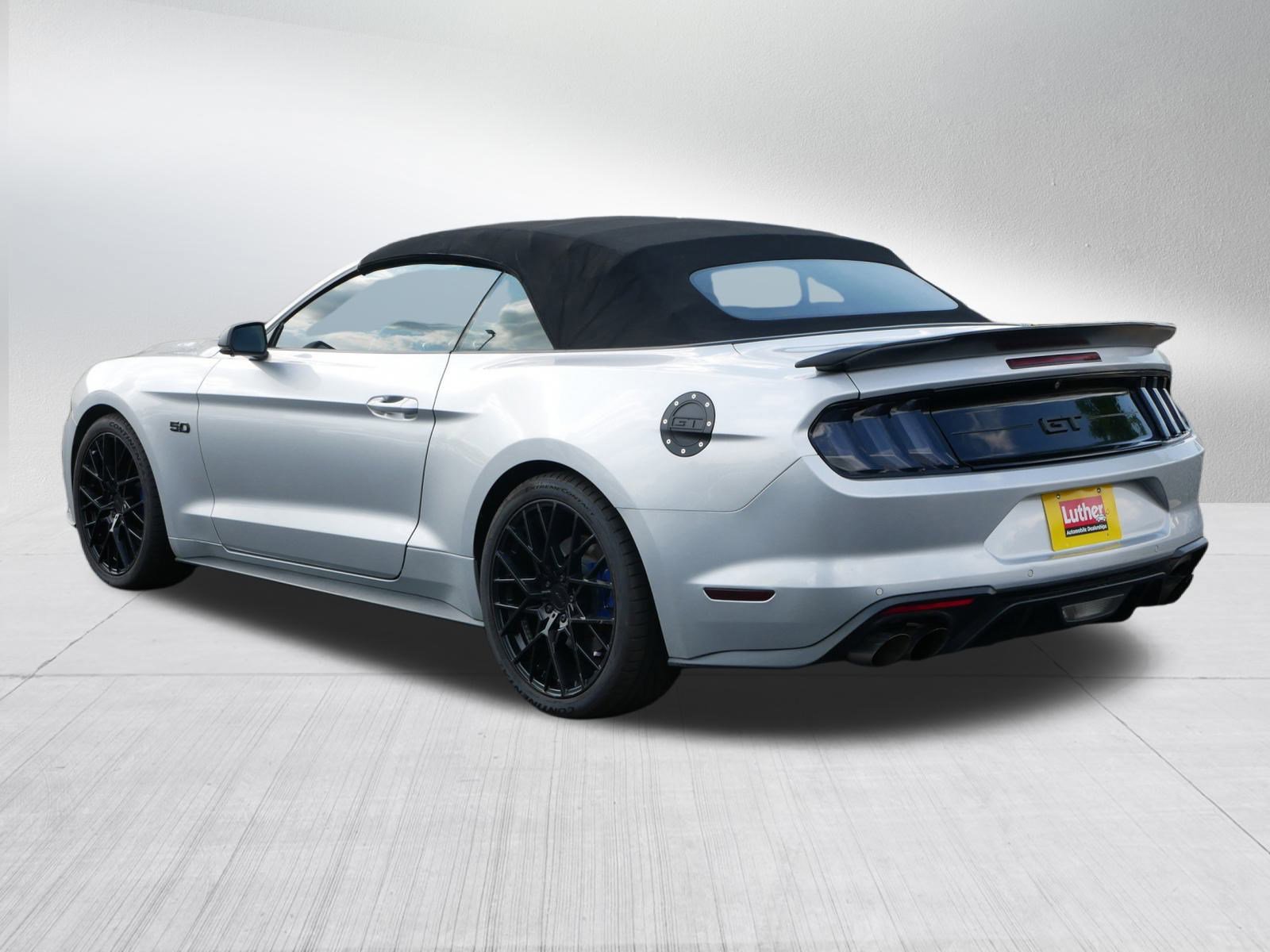 Used 2019 Ford Mustang GT Premium w/ Equipment Group 401A image 5